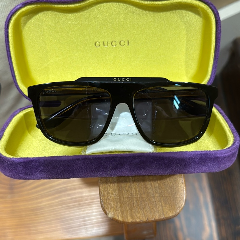 Gucci sunglasses